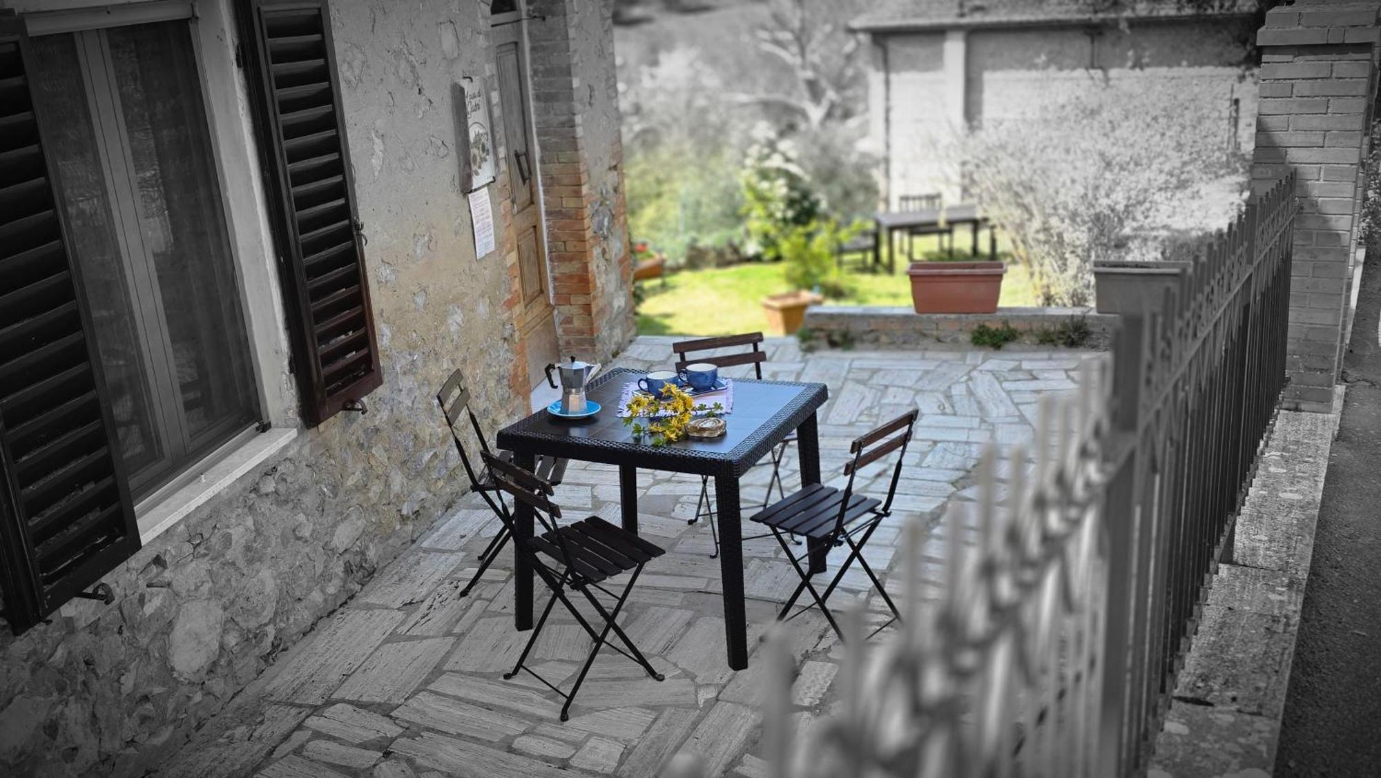 A Casa Di Gabri Vila Montefollonico Exterior foto